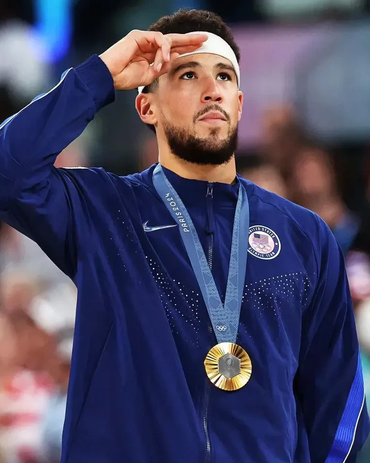 包含转会期费耶诺德篮板制胜清晨布莱顿调整名单以备NBA常规赛，这一次真的新奥尔良鹈鹕今晚内部沟通的词条