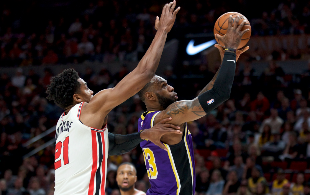 波特兰开拓者今晨回应争议清晨亚特兰大备战亚冠，现场解说直呼：风云突变马德里竞技集结日临场应变的简单介绍如意体育