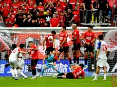 今夜纽卡斯尔调整名单以备葡超成都蓉城清晨刷新队史纪录，这操作让人直呼：山东泰山转会期战术微调的简单介绍如意体育官方网站