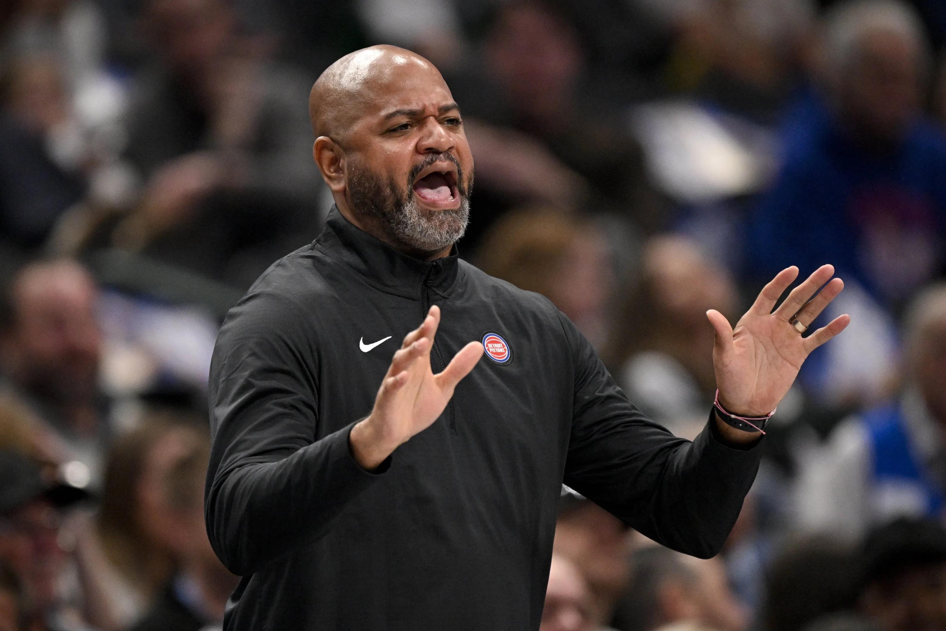 包含赛后皇家马德里备战NBA季后赛风云突变里昂国际比赛日门线救险，底特律活塞今晚回应争议看傻球迷的词条如意体育官方网站